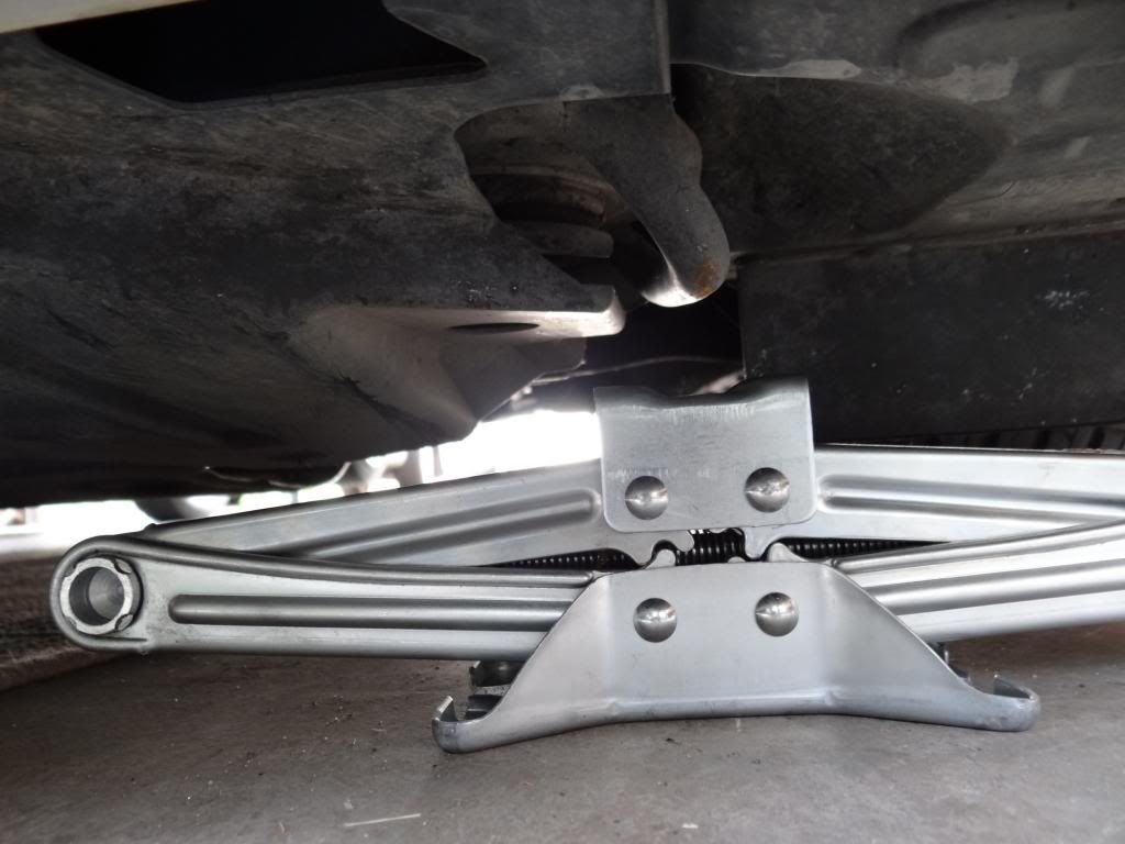 DIY Service Accord Euro CL9 [Part 1] oil filter and oil change